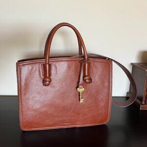 EUC LEATHER FOSSIL SKYLAR SATCHEL